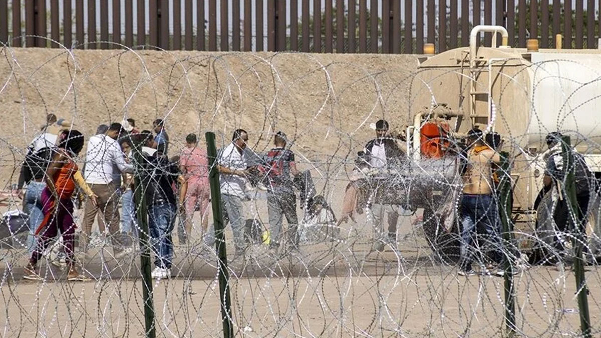 Meksika sınırında 10 binden fazla göçmen 42. maddenin kalkmasını bekliyor