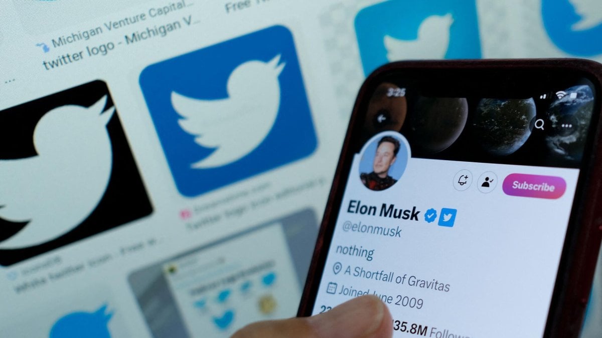 Elon Musk Twitter CEO'luğunu bırakıyor