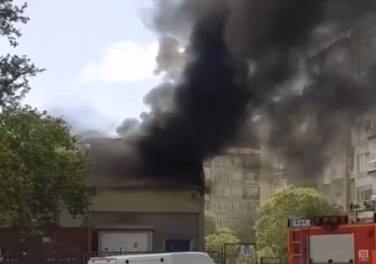 Trafo merkezindeki yangın panik yarattı