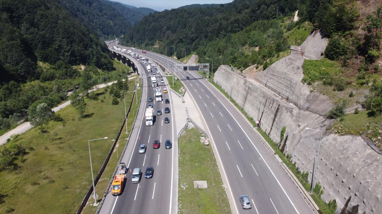 Anadolu Otoyolu'nun bir bölümü trafiğe kapatılacak