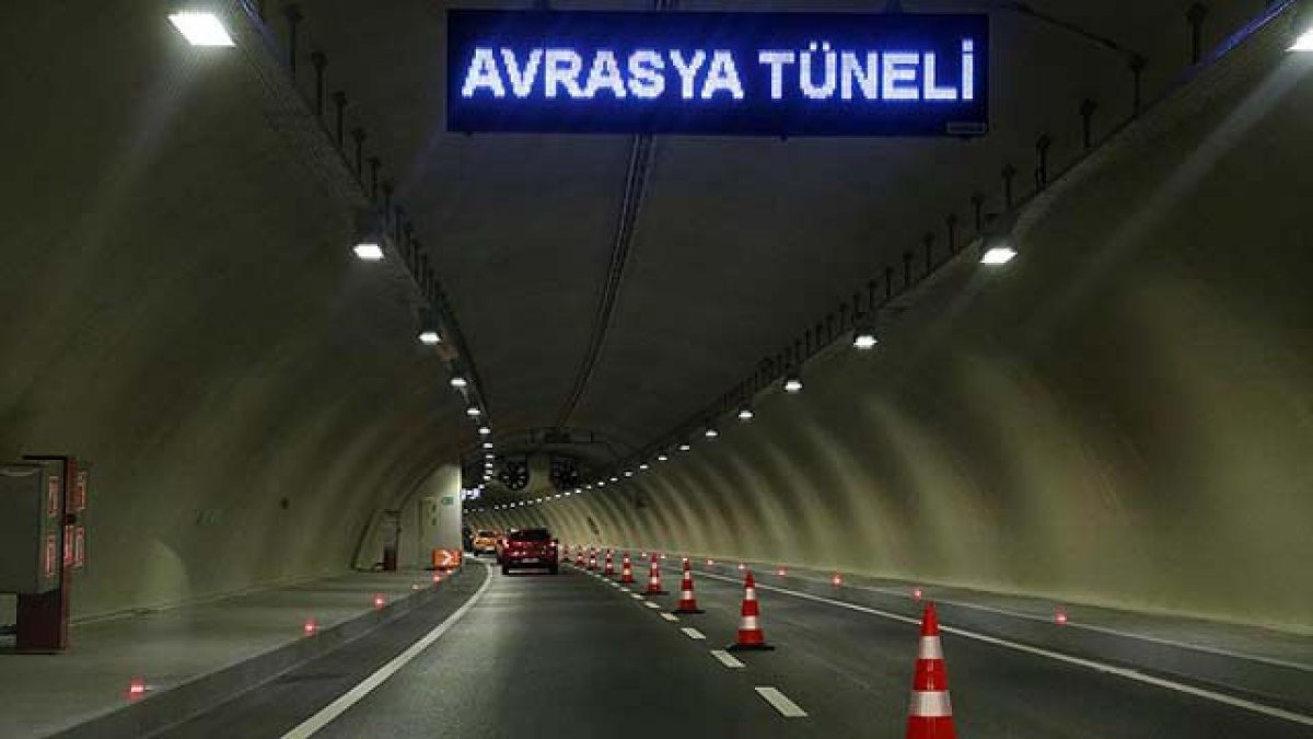 Avrasya Tüneli gece trafiğe kapatıldı