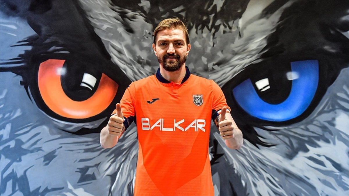 Caner Erkin Arda Turan'ın öğrencisi olacak