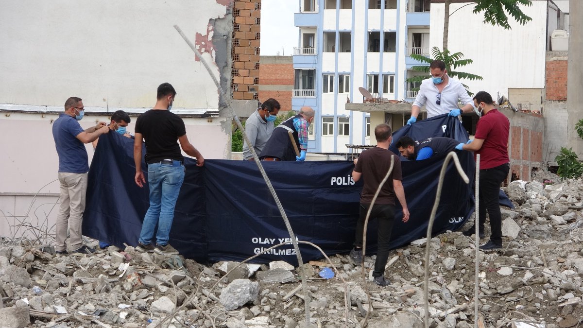 Depremden 120 gün sonra enkazdan çıkarılan cesedin kimliği belirlendi