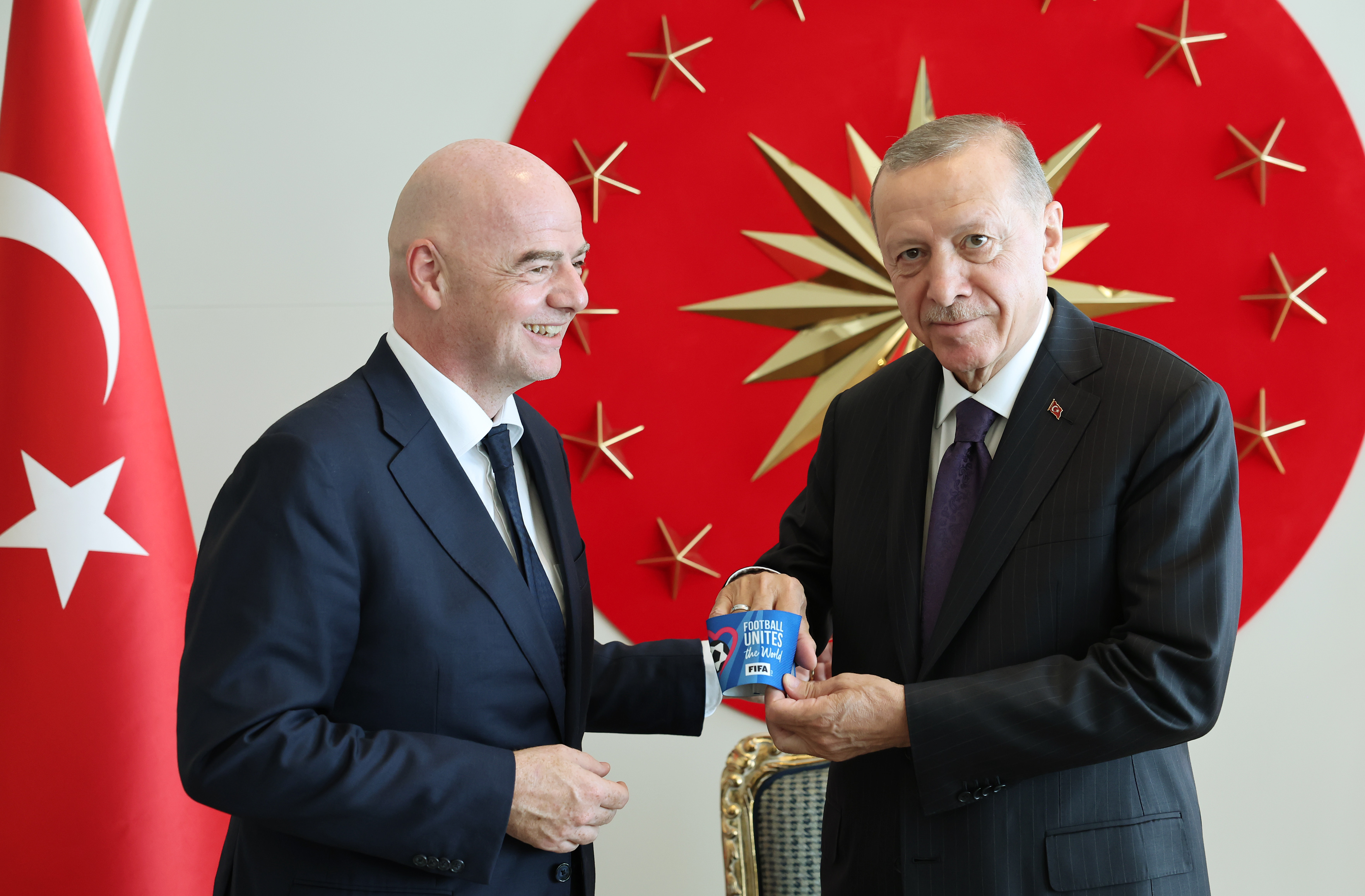 Erdoğan FIFA Başkanı  Infantino'yu kabul etti