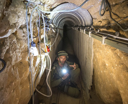 Gazze’ye saldırının bahanesi tüneller