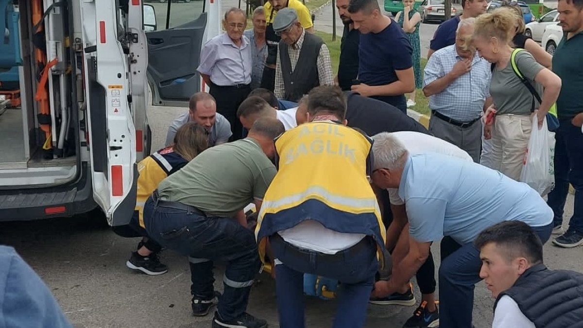 Edirne'de Motosiklet kazası: Metrelerce sürüklenerek yaralandılar