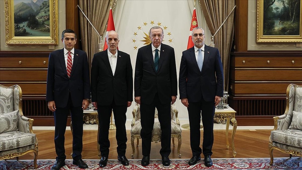 Erdoğan, işçi ve işveren temsilcilerini kabul etti