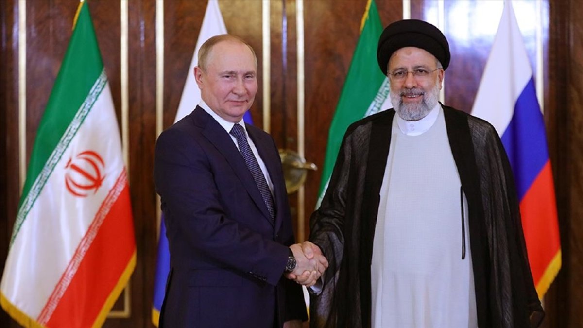 Putin, İran Cumhurbaşkanı Reisi ile Rusya'da görüştü