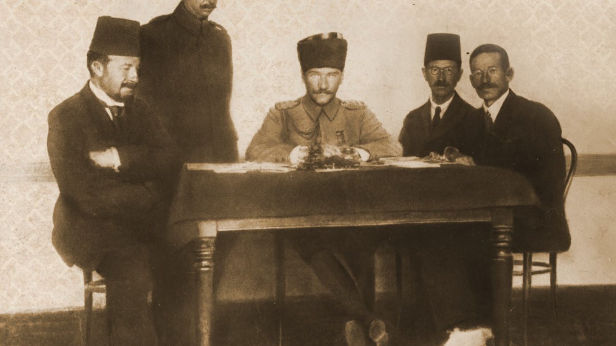 Atatürk’ün Erzurum’a gidişinin 104. yılı kutlanacak