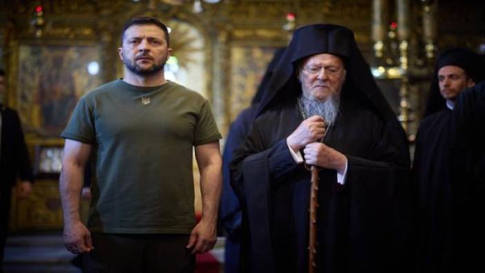 Zelenski Fener Rum Ortodoks Patrikhanesi'ni ziyaret etti