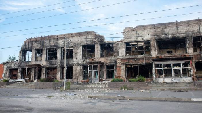Savaşın yarattığı yıkım görüntülendi. Rus güçleri Ukrayna'daki sivil yapıları buradan vurdu