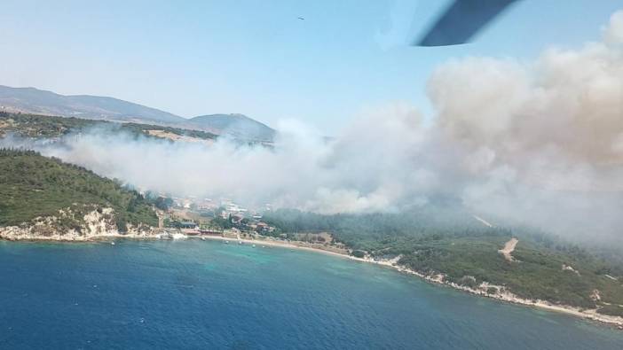İzmir’deki orman yangını uçak seferlerini iptal ettirdi