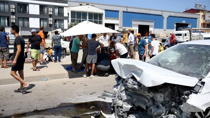 Muğla'da 4 otomobilin karıştığı kazada ölü sayısı 2'ye yükseldi