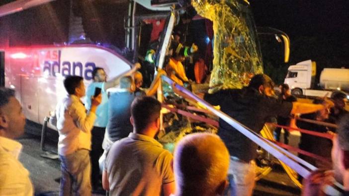 Adana’da can pazarı. Biri otobüs 7 araç kazaya karıştı: 16 yaralı