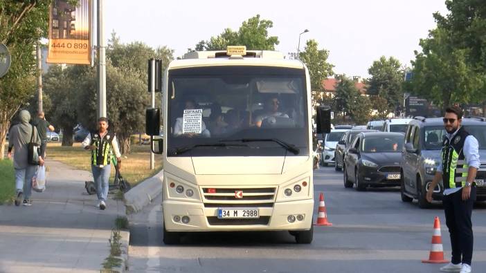 Bakırköy'de polis yolcu gibi bindi minibüsçülere ceza yağdı