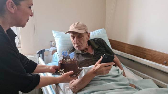 Yılmaz Gruda'ya kaldığı huzurevinde 94. yaş kutlaması