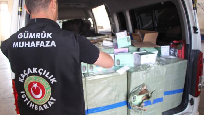 Kapıkule'de 10 milyon TL değerinde kaçak cep telefonu ve elektronik sigara ele geçirildi