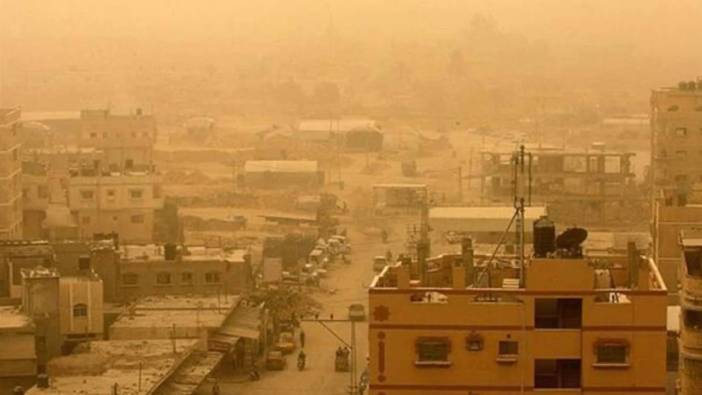 İran günlerdir kum fırtınası altında. Yüzlerce kişi hastanelik oldu