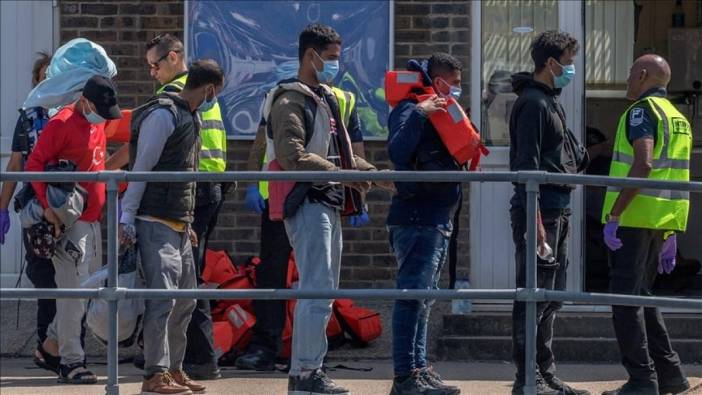İngiltere, Türkiye'ye sınır dışı işlemlerini hızlandırmak istiyor. İngiliz polisi Türkiye'de görevlendirilebilir