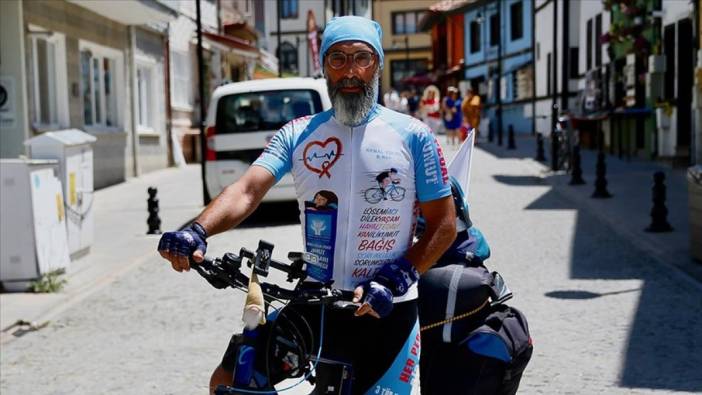 Ödünç aldığı bisikletle organ bekleyen çocuklar için 35 il gezecek