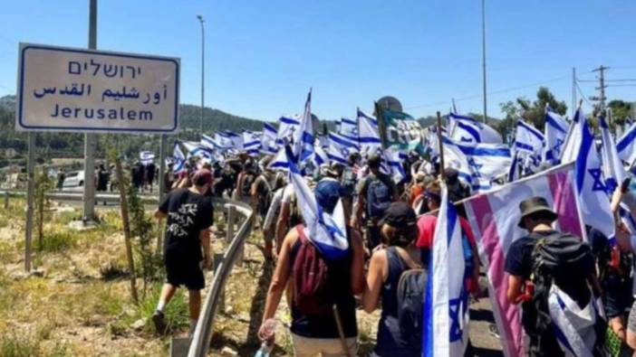 İsrail'de halk ayaklandı. Binlerce kişi Kudüs'e yürüyor