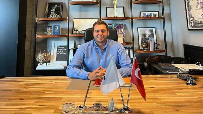İzmir’de Demokrat Parti İl yönetimi görevden alındı