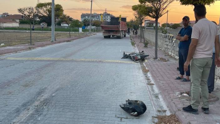 Kamyonun çarptığı motosikletin sürücüsü hayatını kaybetti