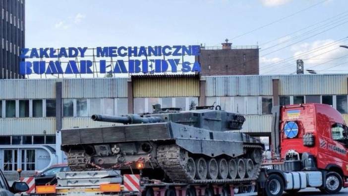 Ukrayna'ya verilen Leopard 2 tankları Polonya’ya getirildi