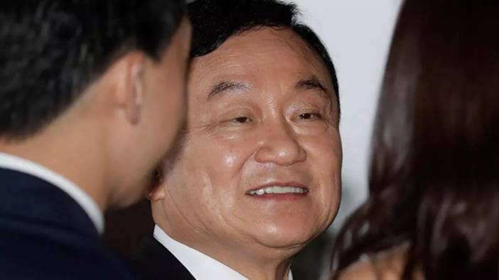 Tayland’da sürgündeki eski Başbakan Şinavatra ülkesine dönüyor