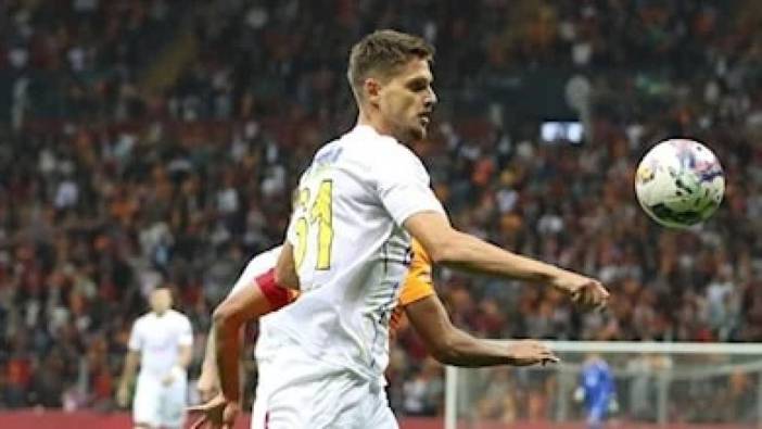 İstanbulspor gol atamayan forveti ile yollarını ayırdı
