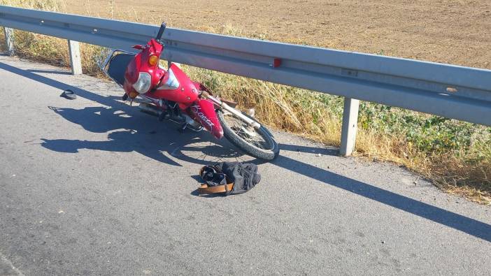 Motosiklet bariyere çarptı: 1 ölü 1 yaralı