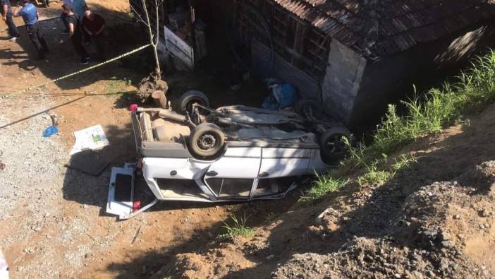 Evin bahçesine düşen otomobilde ölen 3 kişi, son yolculuklarına uğurlandı