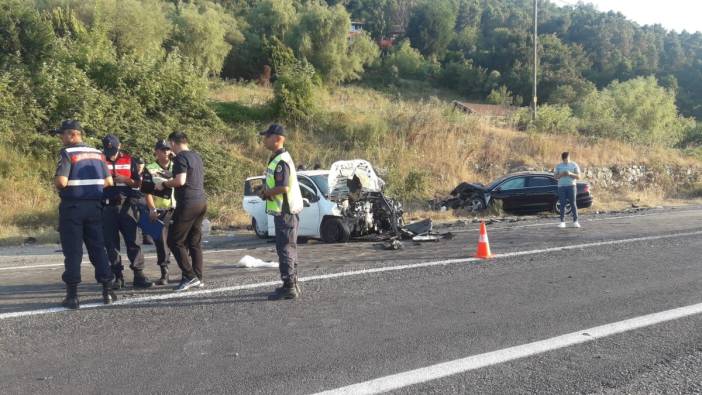Yalova'da feci kaza: 2 ölü, 5 yaralı