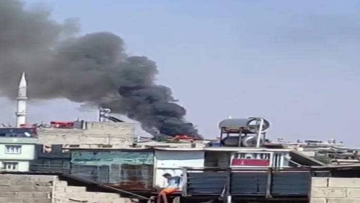 Gaziantep'te evin çatısında çıkan yangın korkuttu