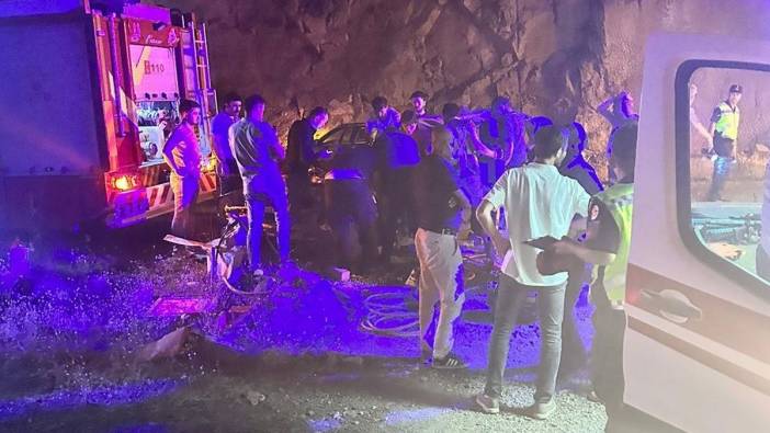 Erzurum, İspir’de iki otomobil tünel çıkışında çarpıştı: 1 ölü, 3 yaralı