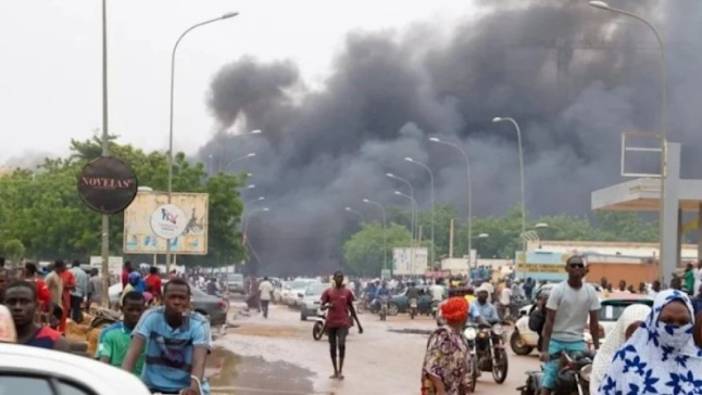 Nijer'deki Türk vatandaşlar tahliye ediliyor
