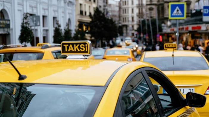 İstanbul'da taksi ücretleri ne kadar oldu. Yeni tarife bu gece yürürlüğe giriyor