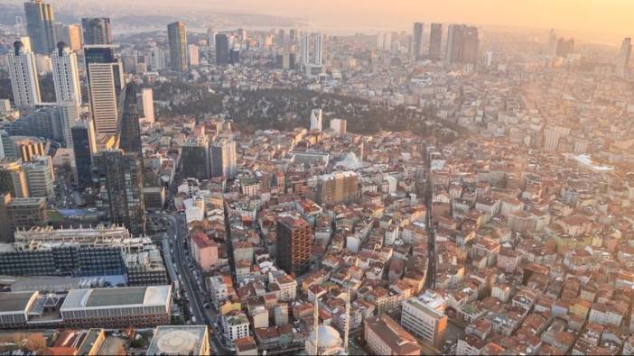 İstanbul’un deprem toplanma alanlarının AKP'li belediye zamanında nasıl yendiği ortaya çıktı. Sadece 77 tane kaldı