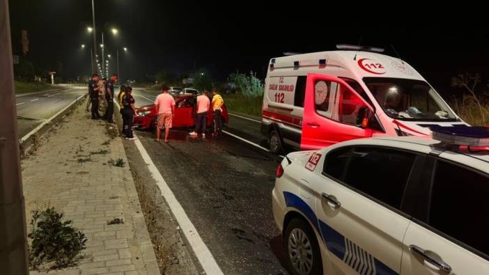 Muratlı'da otomobil refüje çarptı: 1 yaralı