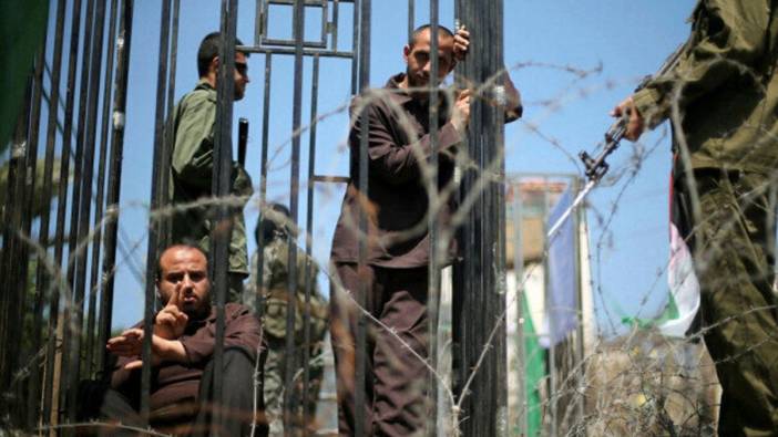 İsrail hapishanelerinde 1000 Filistinli açlık grevine girdi