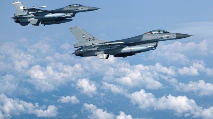 Danimarka ve Hollanda'dan Ukrayna'ya F-16 yardımı. ABD onayladı