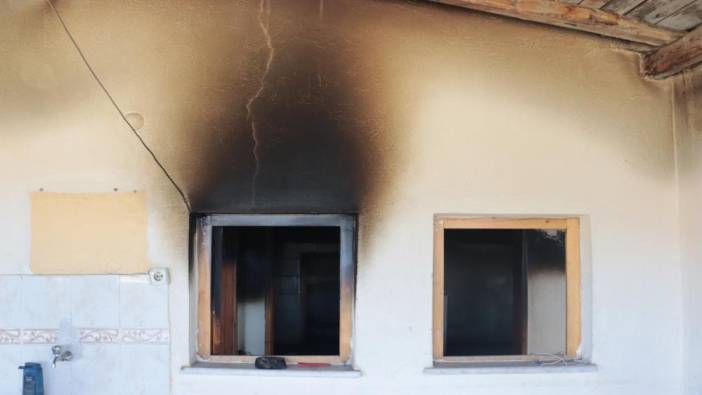 Ev sahibinin çıkarmak istediği kiracı evi ateşe verip kaçtı