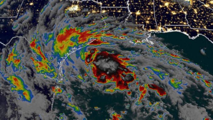 Tropik Fırtına Harold, ABD ve Meksika'yı tehdit ediyor