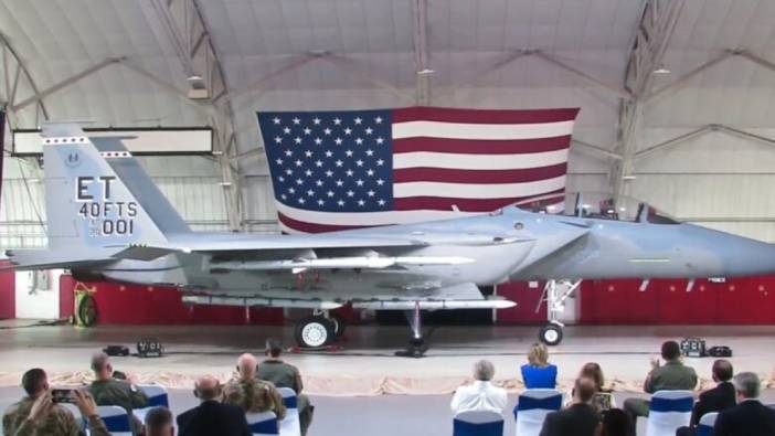 Endonezya 24 adet F-15EX savaş uçağı satın almak için Boeing ile anlaştı