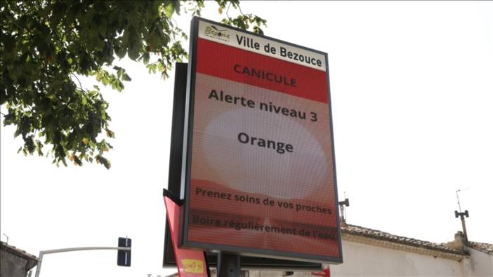 Fransa'da alarmı: Kırmızı alarm ilan edilen bölge sayısı 19'a çıktı
