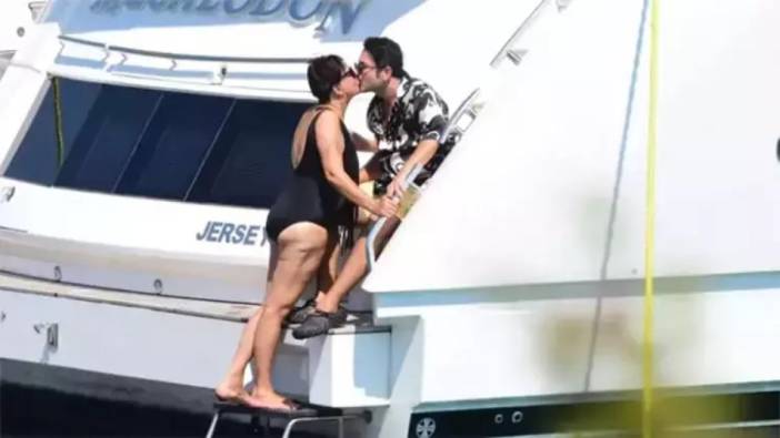 Işın Karaca ve sevgilisi teknede aşka geldi