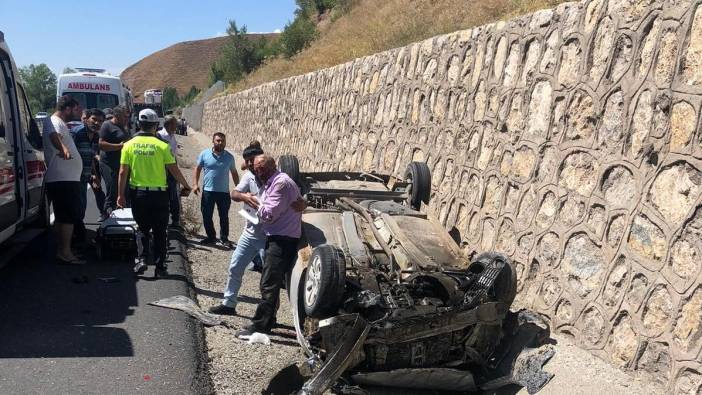 Erzincan'da feci kaza: 4 yaralı