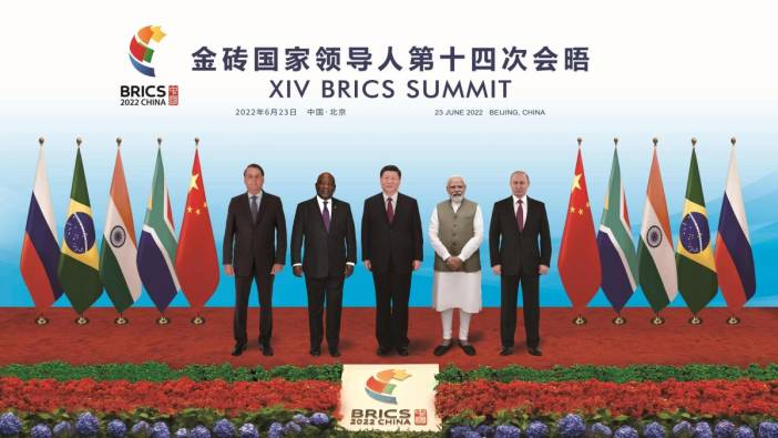 Hindistan BRICS'in genişlemesini destekliyor