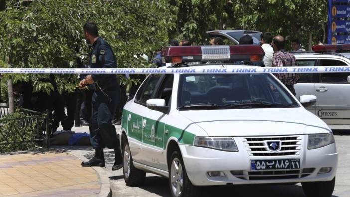 İran'da silahlı saldırı: 1 polis öldü, 2 polis yaralandı