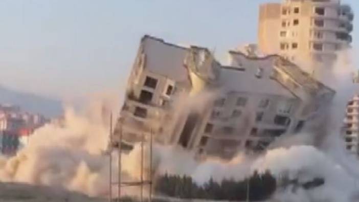 16 katlı rezidans 8 saniye yıkıldı